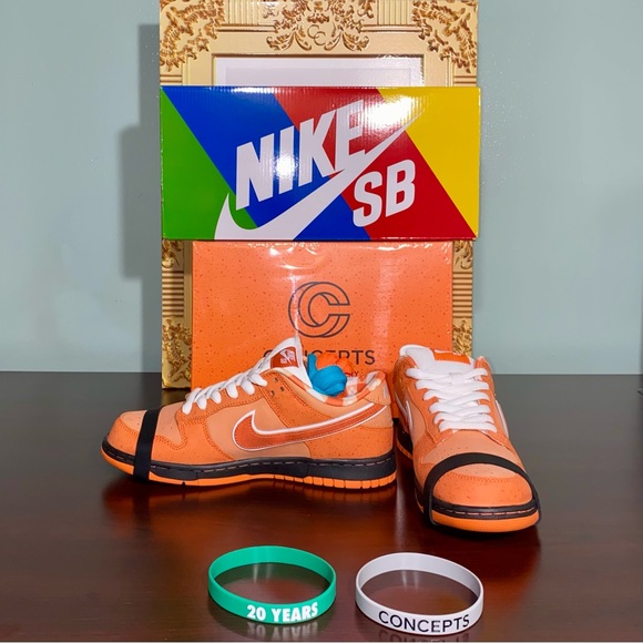 Nike SB Dunk Low x Concepts ‘Orange Lobster’ Special Box - Picture 6 of 15